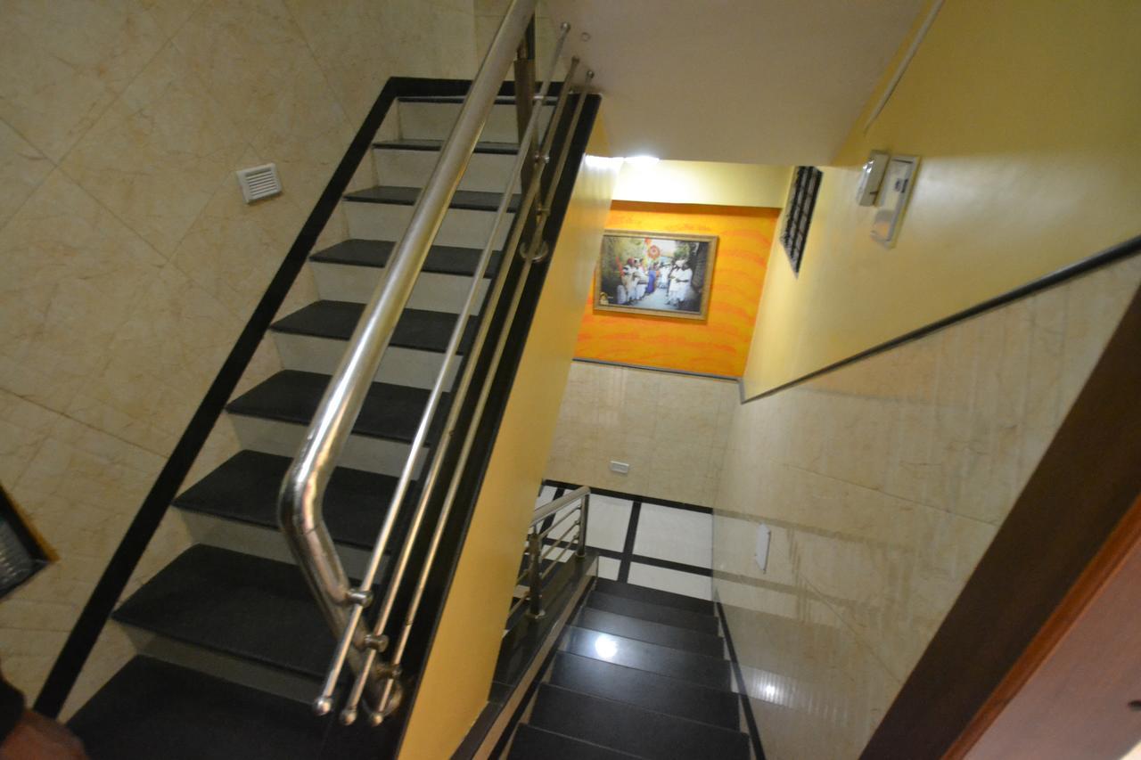 Hotel Madhava Shirdi Exterior photo